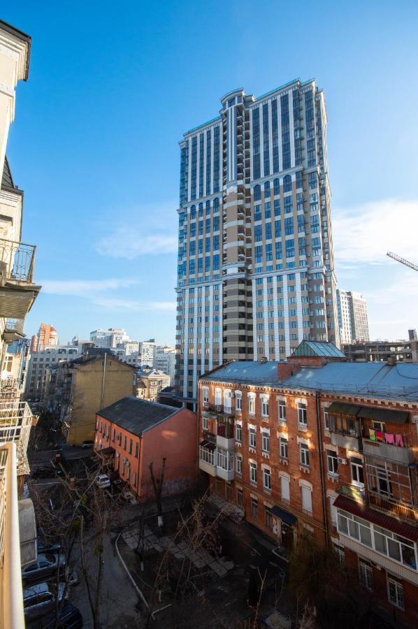 Kyiv Rouge Apartment ภายนอก รูปภาพ